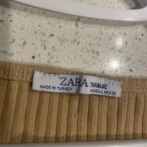 Pick 2 for 20$ -  Zara Basics beige crop top - Picture 2 of 2